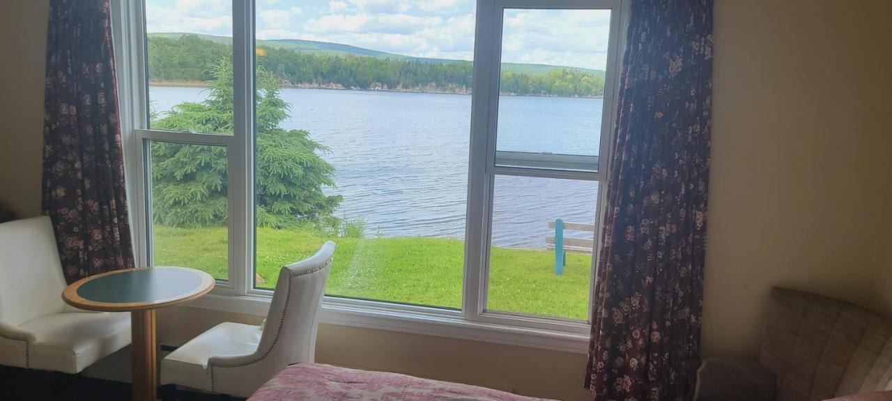 St Ann'S Motel & Cottage Baddeck Inlet Eksteriør bilde